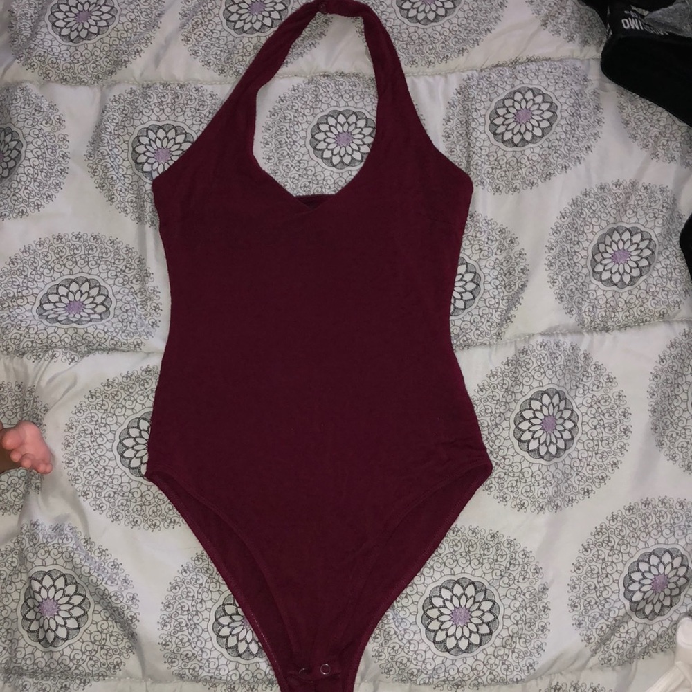 V neck body suite